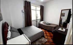 Hostel com quarto privado e banheiro compartilhado Proximo a praia